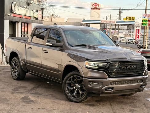 Used 2021 RAM 1500 Limited w/ Night Edition image 9