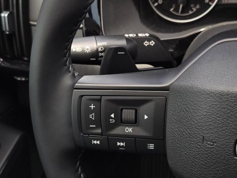 New 2026 Nissan Pathfinder SV FWD image 26