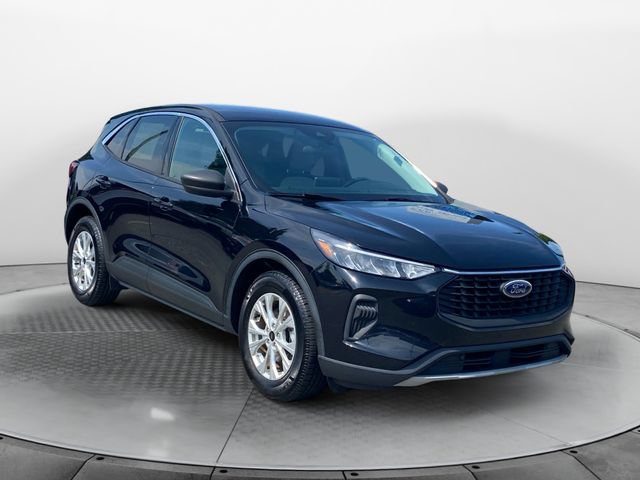 Used 2023 Ford Escape Active FWD image 7