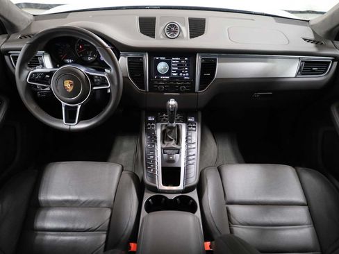 Used 2015 Porsche Macan Turbo AWD/4WD image 26