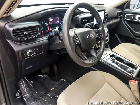 Certified 2023 Ford Explorer 4WD image 12