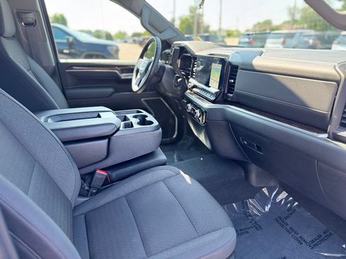 Used 2026 GMC Sierra 1500 Elevation w/ Elevation Select Package AWD/4WD image 10
