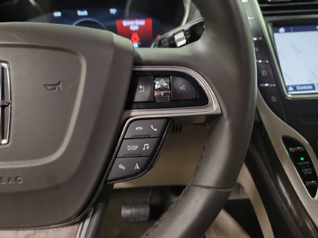 Used 2019 Lincoln Nautilus Select AWD/4WD image 23