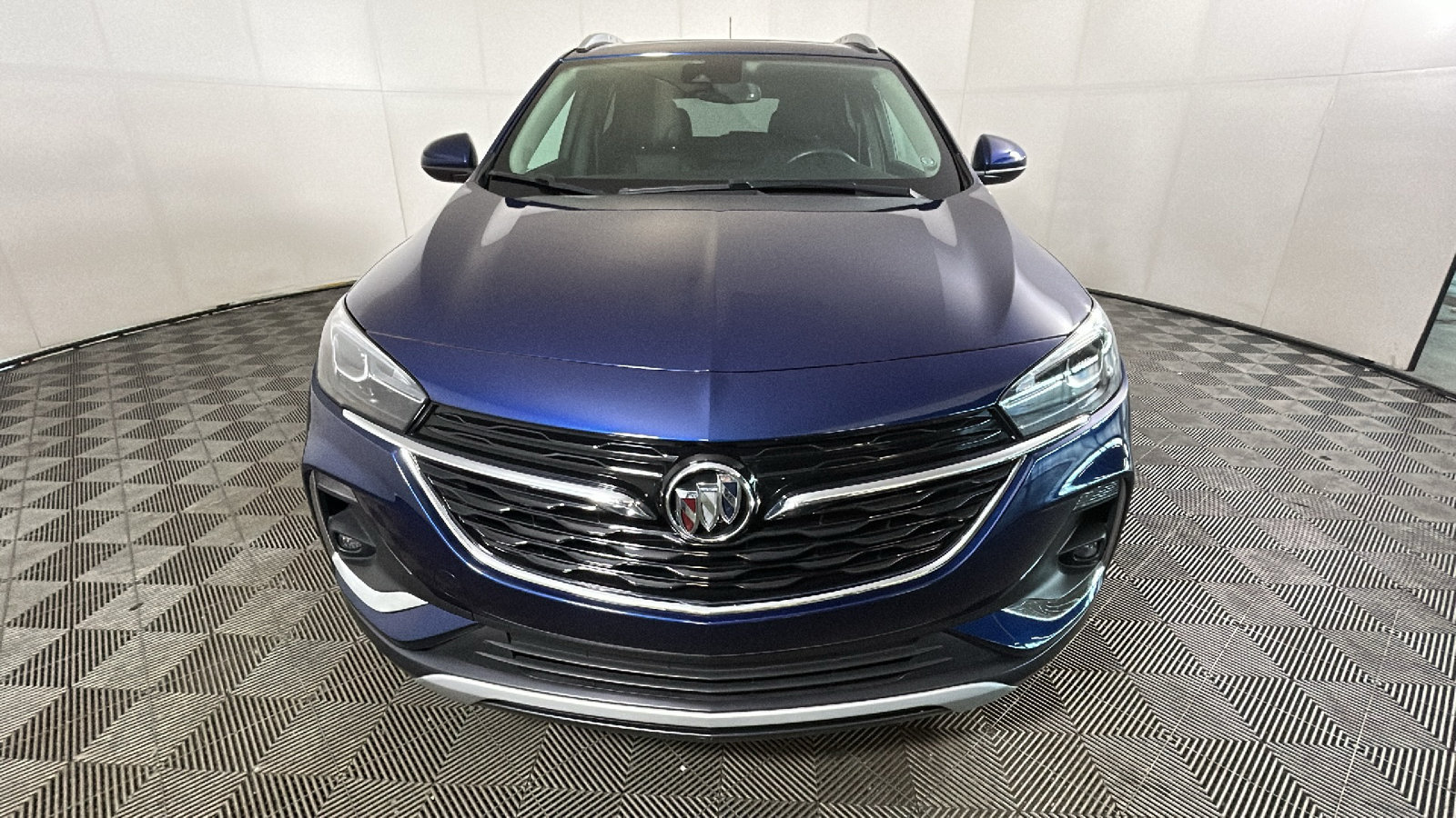 Used 2023 Buick Encore GX Essence w/ Experience Buick Package FWD image 9