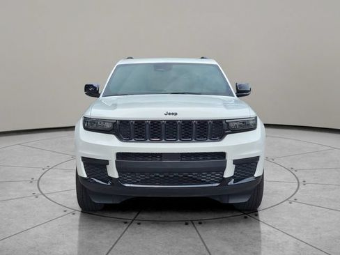 Certified 2024 Jeep Grand Cherokee L Laredo AWD/4WD image 15