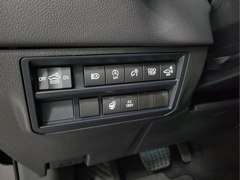 Certified 2025 Toyota Tundra Limited AWD/4WD image 14