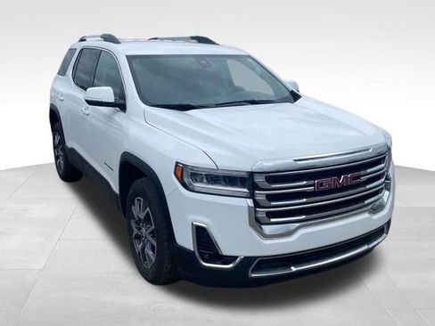 Used 2023 GMC Acadia SLT FWD image 4