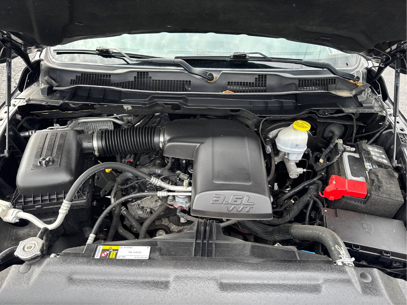 Used 2024 RAM 1500 Classic SLT AWD/4WD image 21