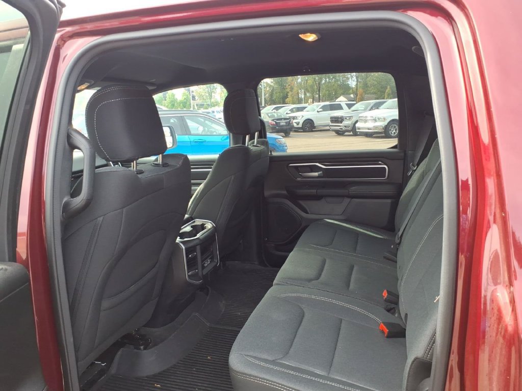 Used 2023 RAM 1500 Big Horn AWD/4WD image 8