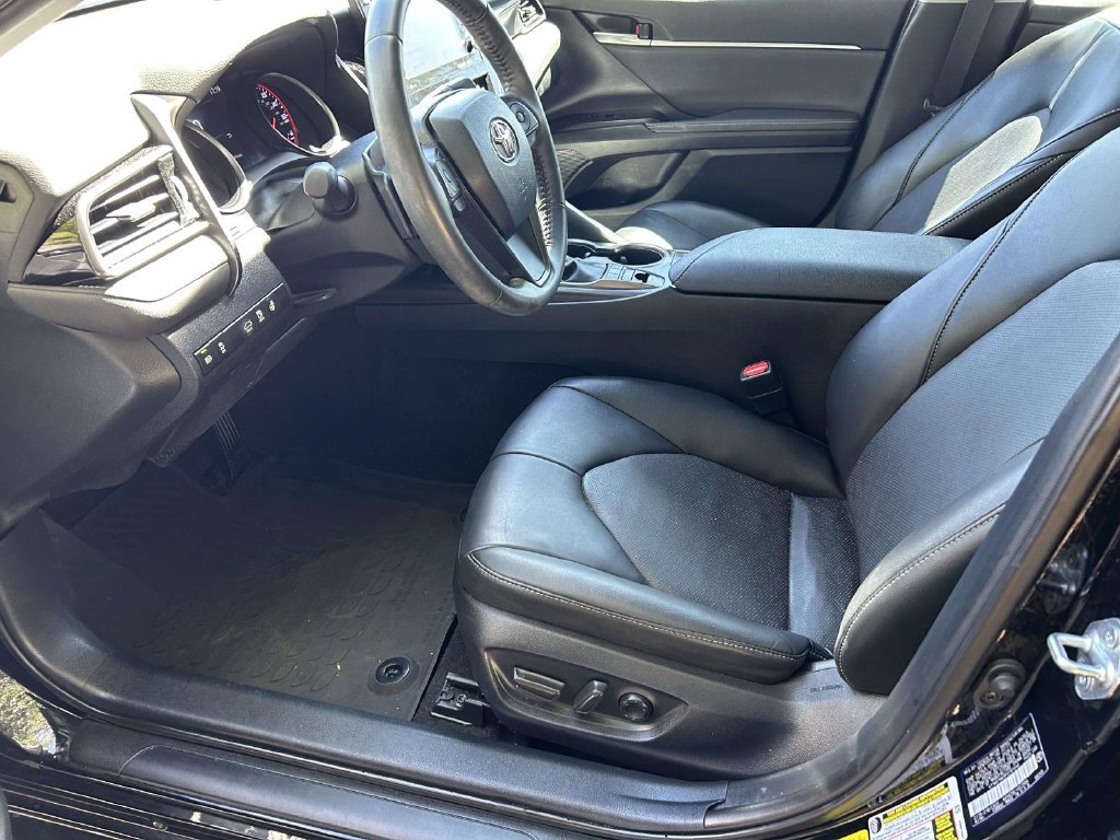 Used 2023 Toyota Camry XSE w/ Cold Weather Package FWD image 12