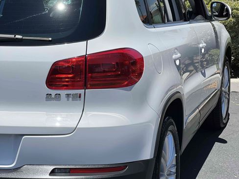 Used 2015 Volkswagen Tiguan SEL FWD image 50