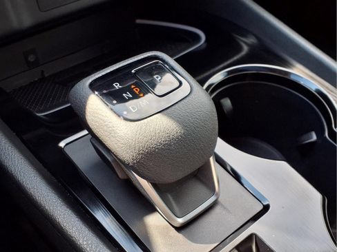 Used 2024 Nissan Rogue SL w/ SL Premium Package FWD image 20