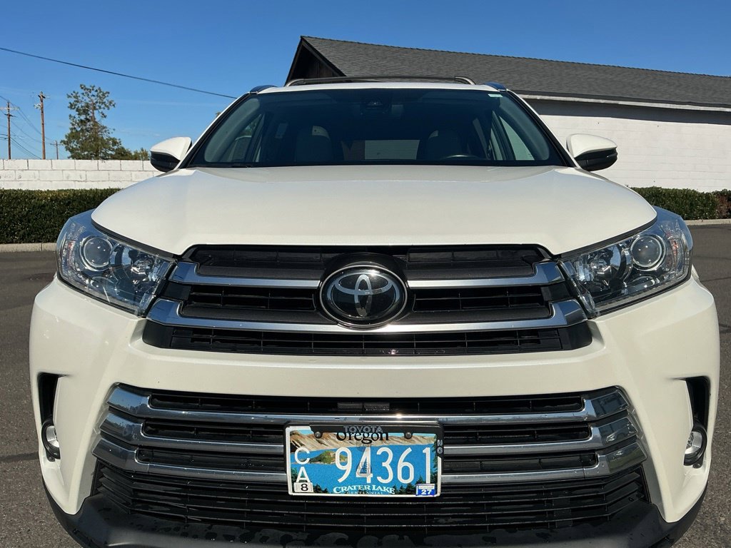 Used 2019 Toyota Highlander Limited AWD/4WD image 11