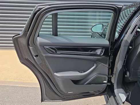 New 2026 Porsche Panamera 4 AWD/4WD image 17