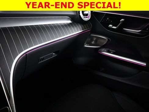 Certified 2025 Mercedes-Benz C 300 4MATIC Sedan image 21