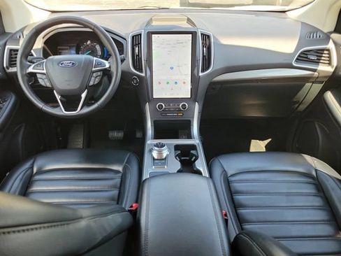 Used 2024 Ford Edge SEL AWD/4WD image 10