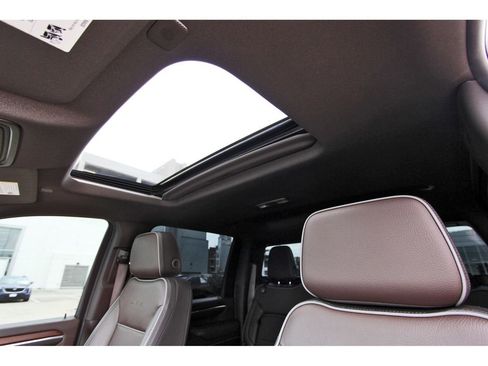 Used 2024 GMC Sierra 2500 Denali w/ Denali Reserve Package image 28