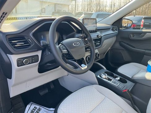 New 2026 Ford Escape Active w/ Cold Weather Package image 15