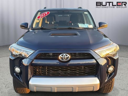 Used 2019 Toyota 4Runner TRD Off-Road AWD/4WD image 9