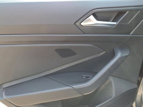 Used 2024 Volkswagen Jetta SE FWD image 10