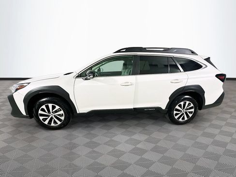 Used 2025 Subaru Outback Premium w/ Popular Package #1 AWD/4WD image 4