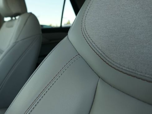 Used 2026 Ford Explorer Active w/ Active Comfort Package image 14