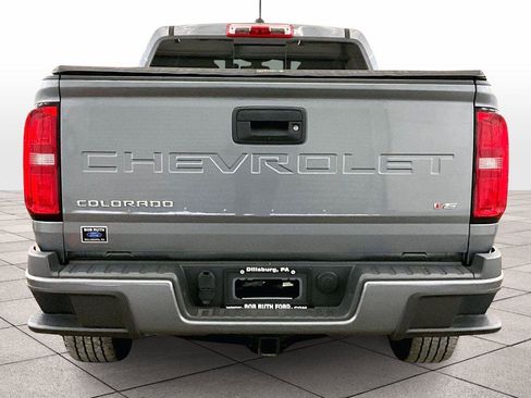 Used 2022 Chevrolet Colorado LT w/ LT Convenience Package image 4