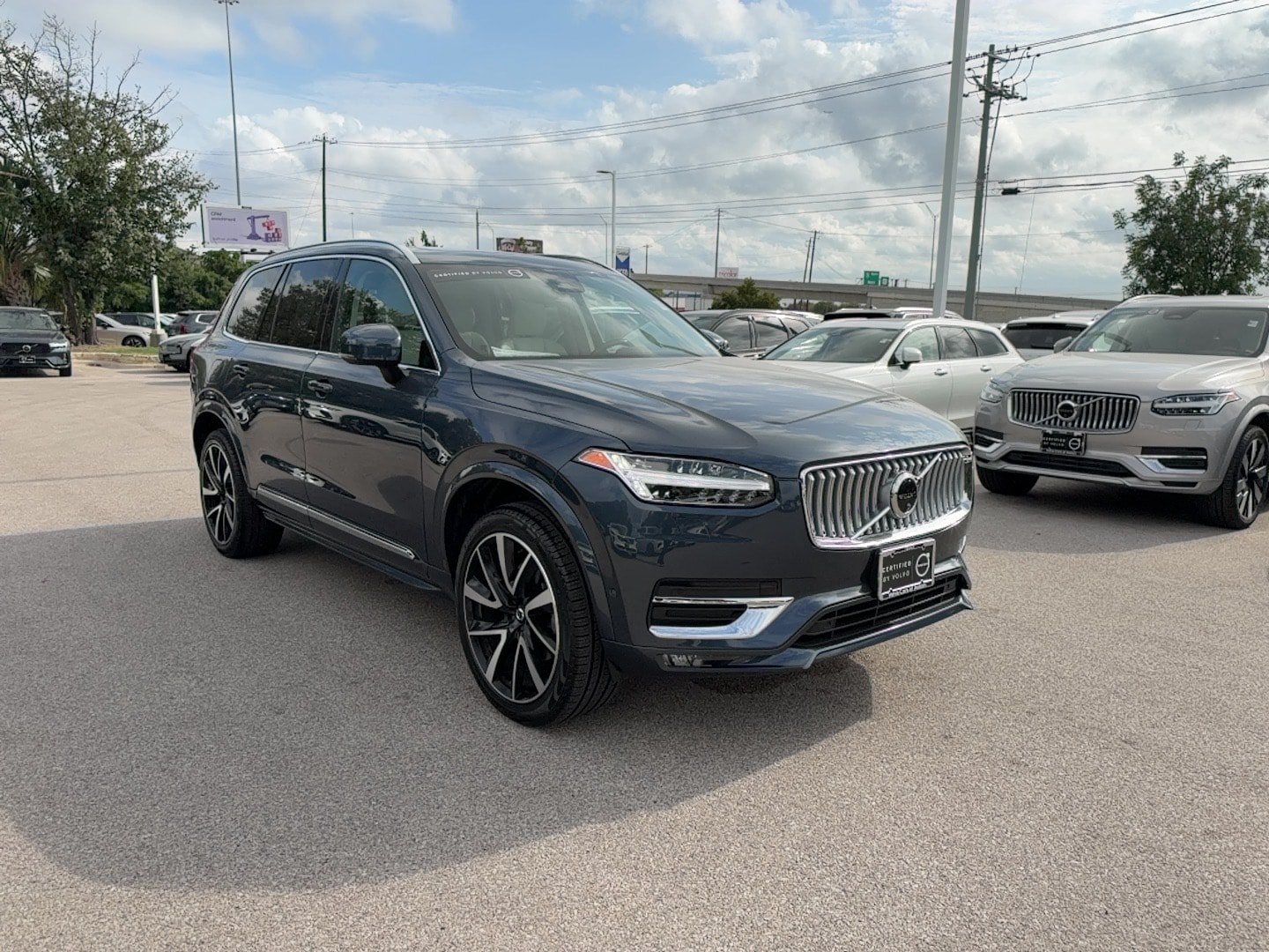 Certified 2024 Volvo XC90 B6 Plus w/ Protection Package Premier AWD/4WD image 8