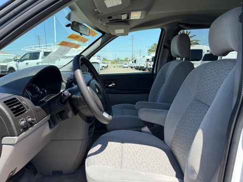 Used 2008 Chevrolet Uplander LS w/ Climate Package FWD image 17