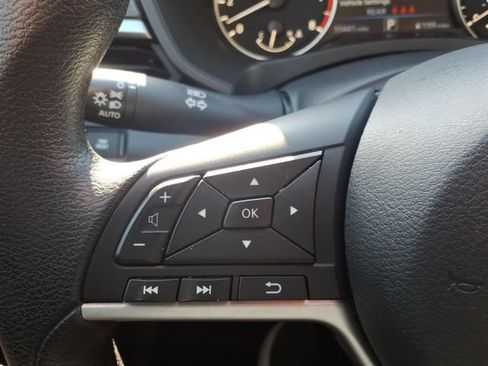 Used 2024 Nissan Altima 2.5 SV FWD image 27