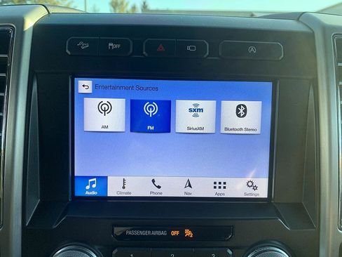 Used 2019 Ford F150 Platinum w/ Equipment Group 701A Luxury image 18