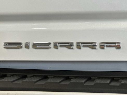 Certified 2025 GMC Sierra 2500 Denali Ultimate AWD/4WD image 13