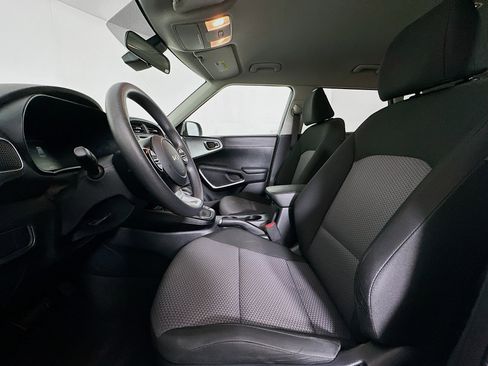 Used 2024 Kia Soul LX w/ Option Group 015 image 13