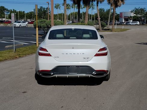 Used 2025 Genesis G70 2.5T image 5