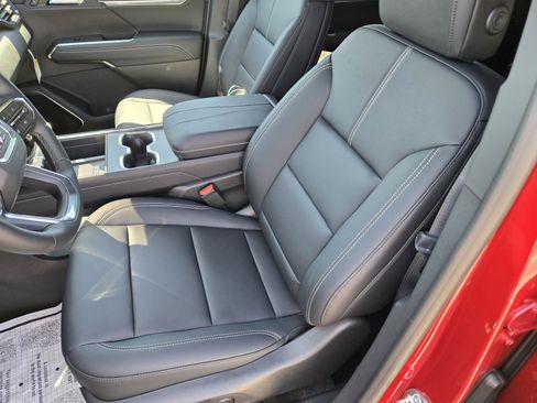 New 2026 GMC Acadia Elevation w/ Black Edition AWD/4WD image 9