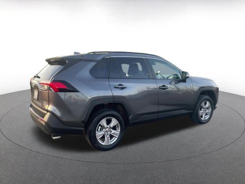 Used 2025 Toyota RAV4 XLE w/ Convenience Package image 15