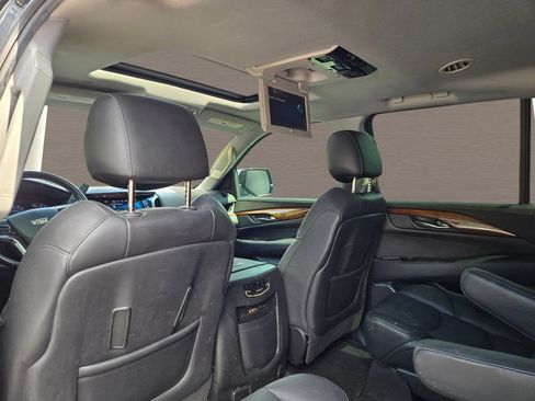 Used 2016 Cadillac Escalade Premium RWD image 22