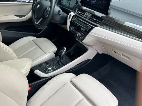 Used 2023 BMW X2 sDrive28i w/ Premium Package FWD image 17