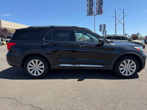 Used 2020 Ford Explorer Limited w/ Class III Trailer Tow Package AWD/4WD image 2