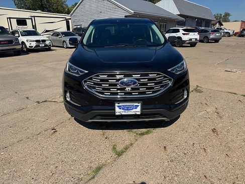 Used 2019 Ford Edge Titanium w/ Equipment Group 301A AWD/4WD image 7