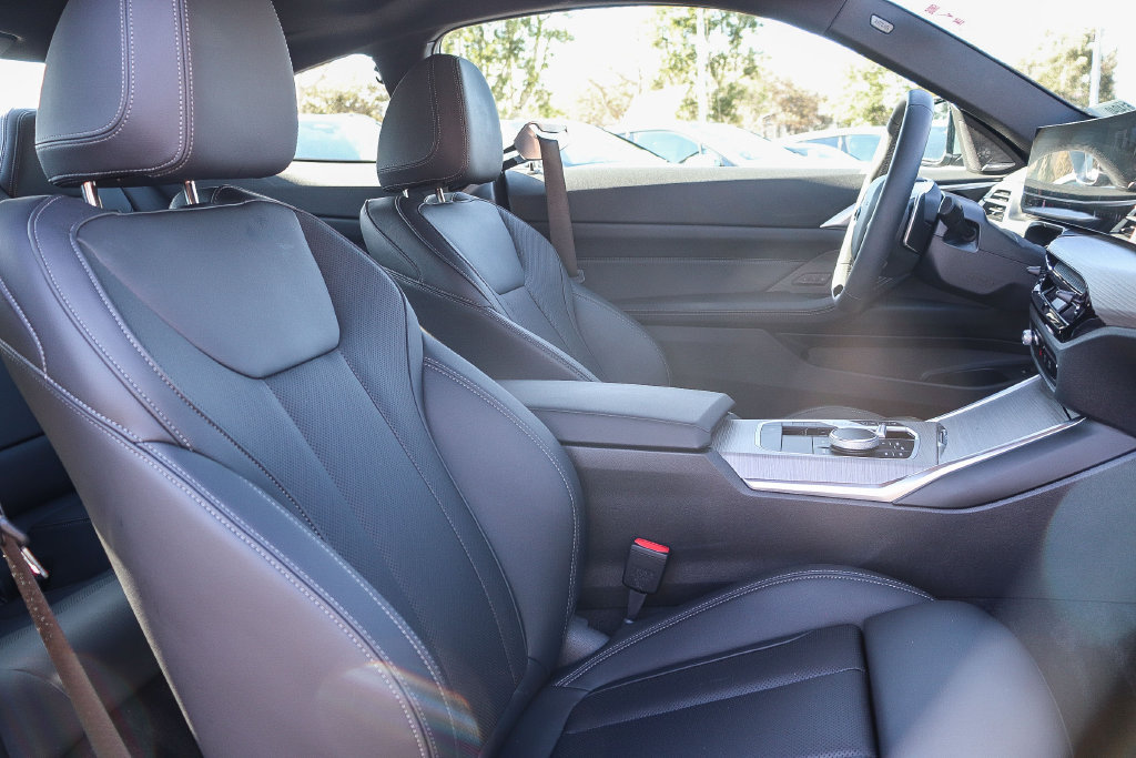 Used 2026 BMW 430i Coupe RWD image 12