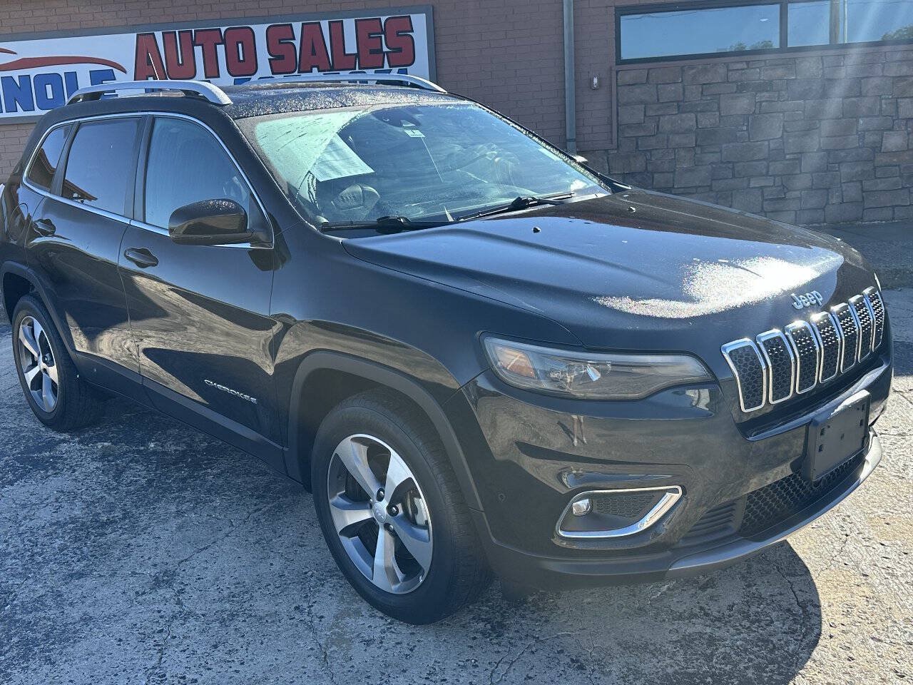Used 2021 Jeep Cherokee Limited AWD/4WD image 2