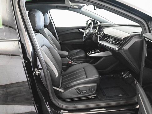 Used 2023 Audi Q4 e-tron Premium Plus w/ Premium Plus image 35