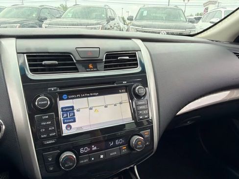 Used 2015 Nissan Altima 3.5 SL FWD image 8