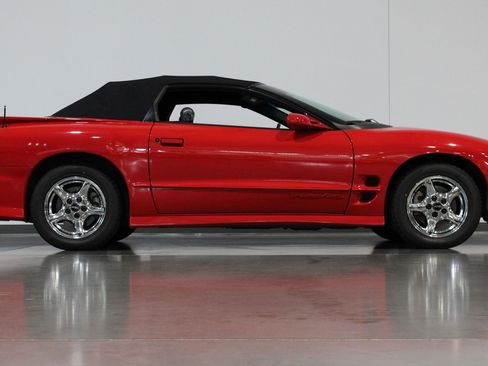 Used 1999 Pontiac Firebird Trans Am RWD image 33