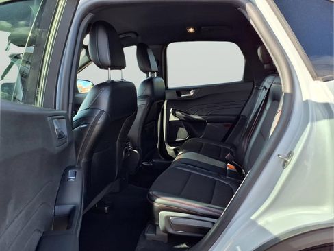 Used 2025 Ford Escape ST-Line Select AWD/4WD image 11
