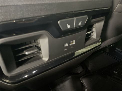 Used 2025 GMC Sierra 2500 AT4 w/ AT4 Premium Plus Package image 22