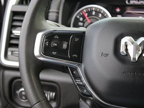 Used 2025 RAM 1500 Laramie image 16