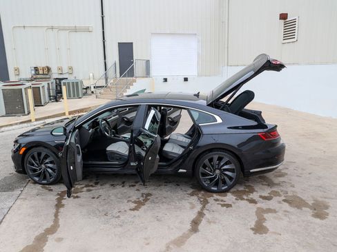 Used 2023 Volkswagen Arteon SEL w/ Arteon MDO Package image 11