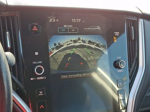 Used 2023 Subaru Outback Premium image 4